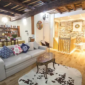 Apartament Porta Dipinta House Alta, Bergamo