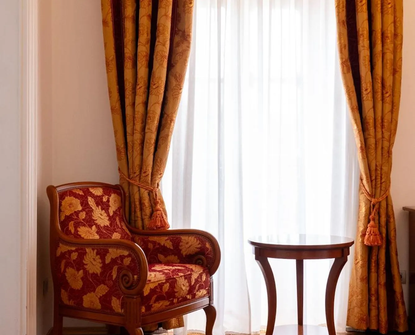 Hotel Villa Borghi Varano Borghi